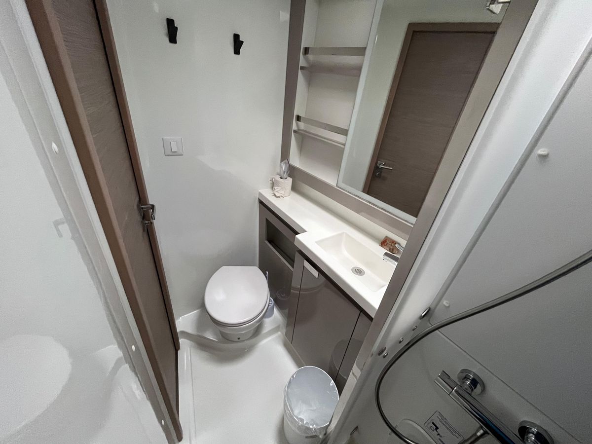 2021 Fountaine Pajot 45 