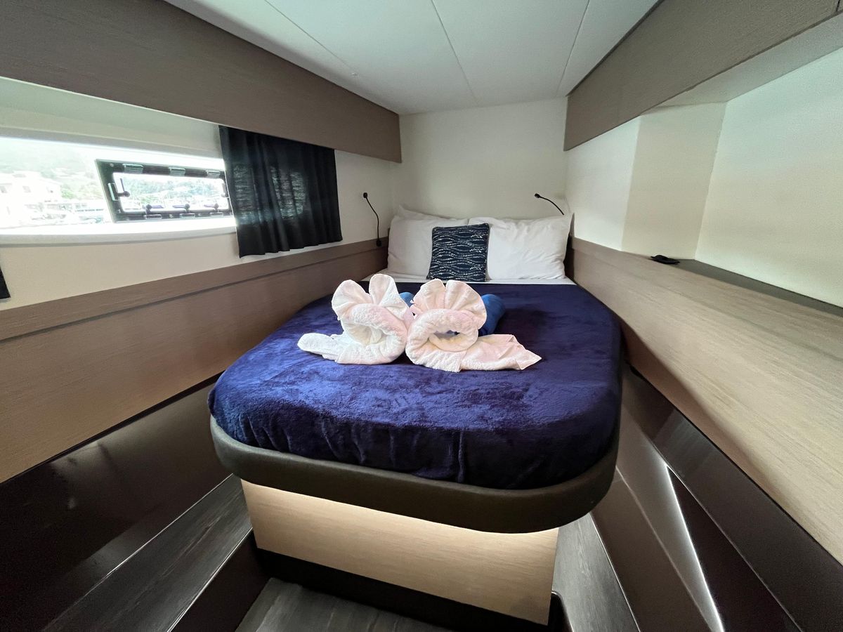 2021 Fountaine Pajot 45 