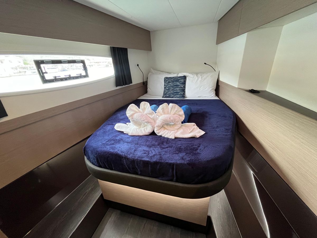 2021 Fountaine Pajot 45 