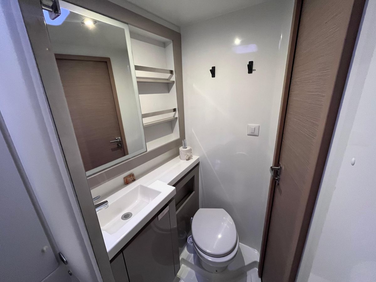 2021 Fountaine Pajot 45 
