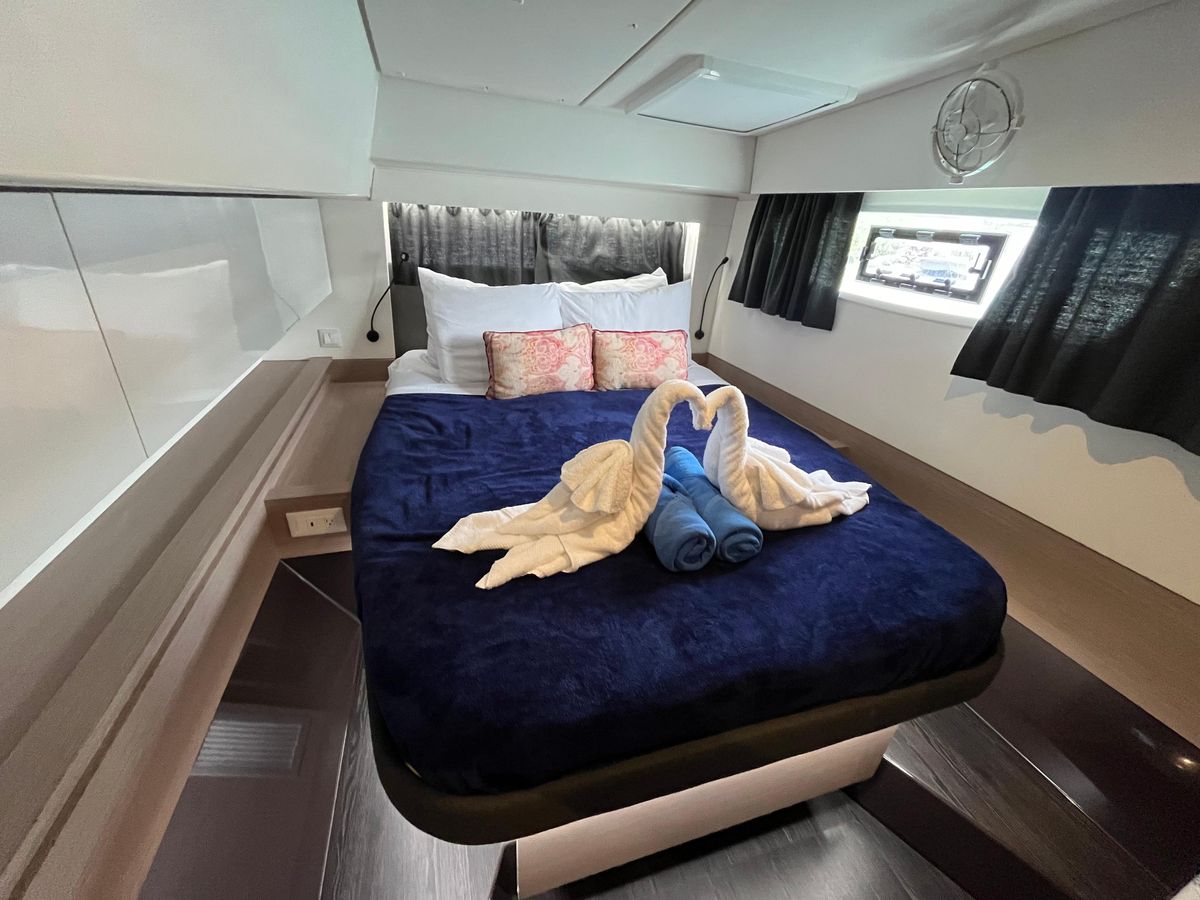 2021 Fountaine Pajot 45 