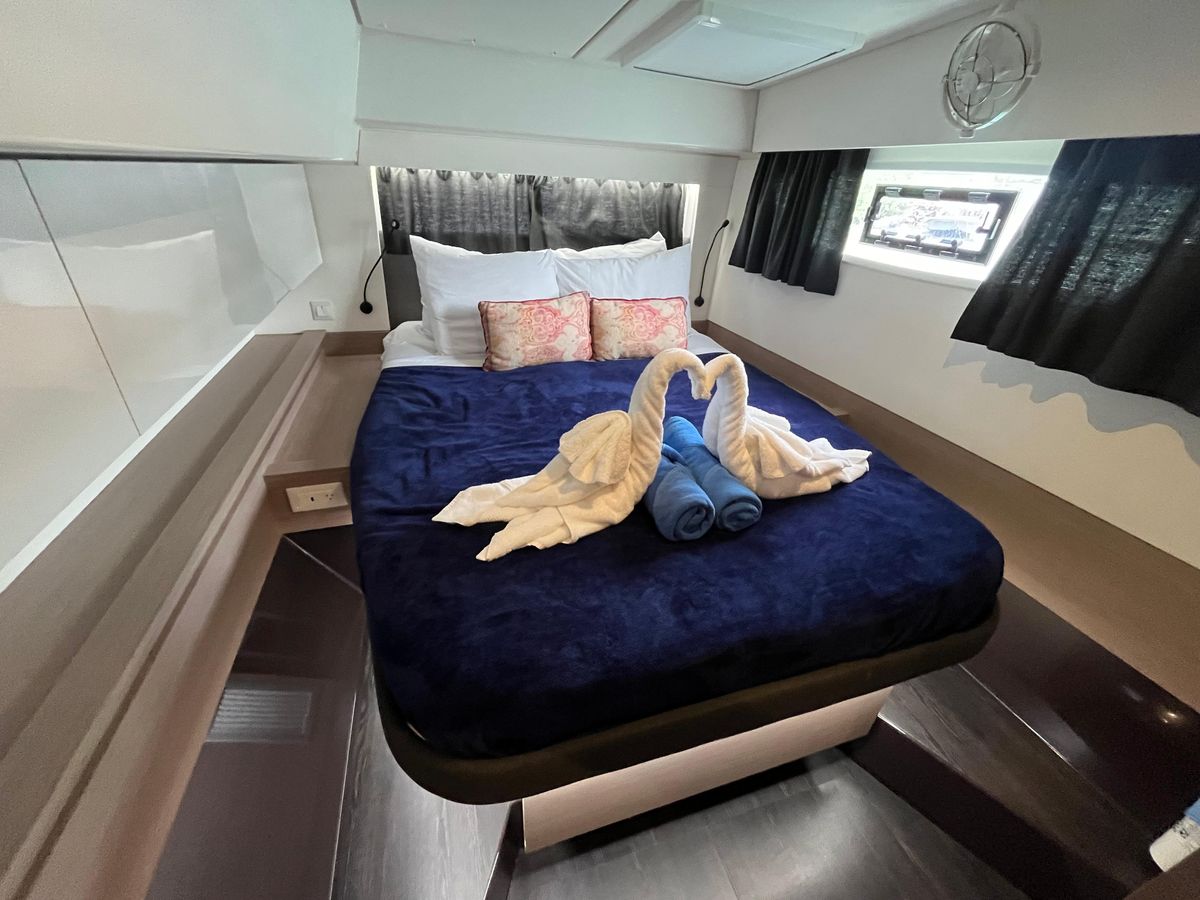 2021 Fountaine Pajot 45 