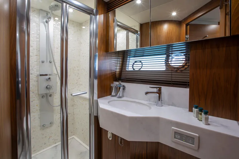 Glasax Yacht Photos Pics Sunseeker Yacht 75