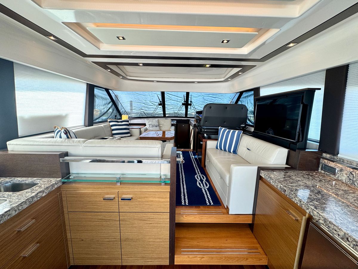 2017 Tiara Yachts 53 