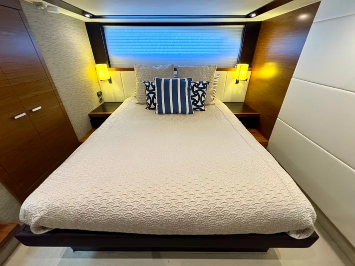 Sneezy Yacht Photos Pics Master StateRoom - King Bed w/ Storage Below