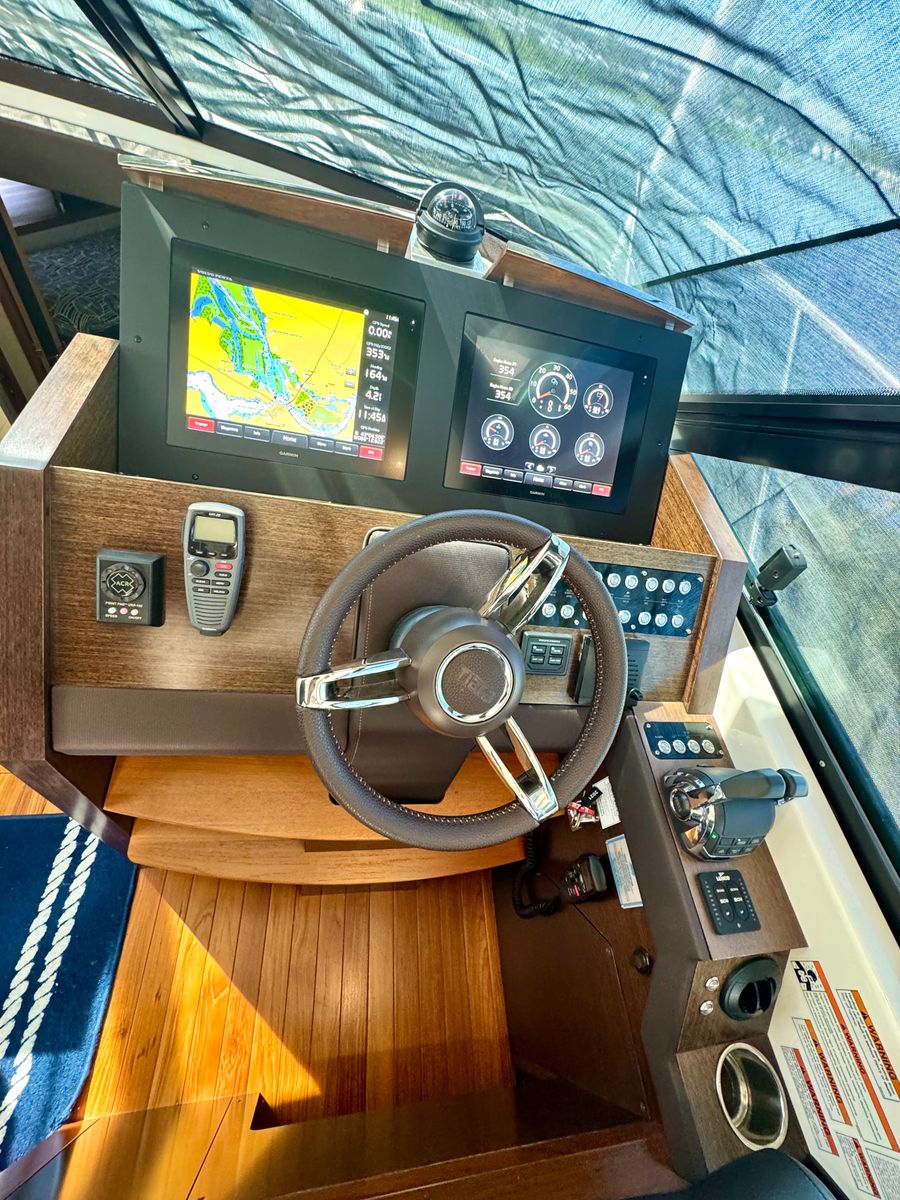 2017 Tiara Yachts 53 