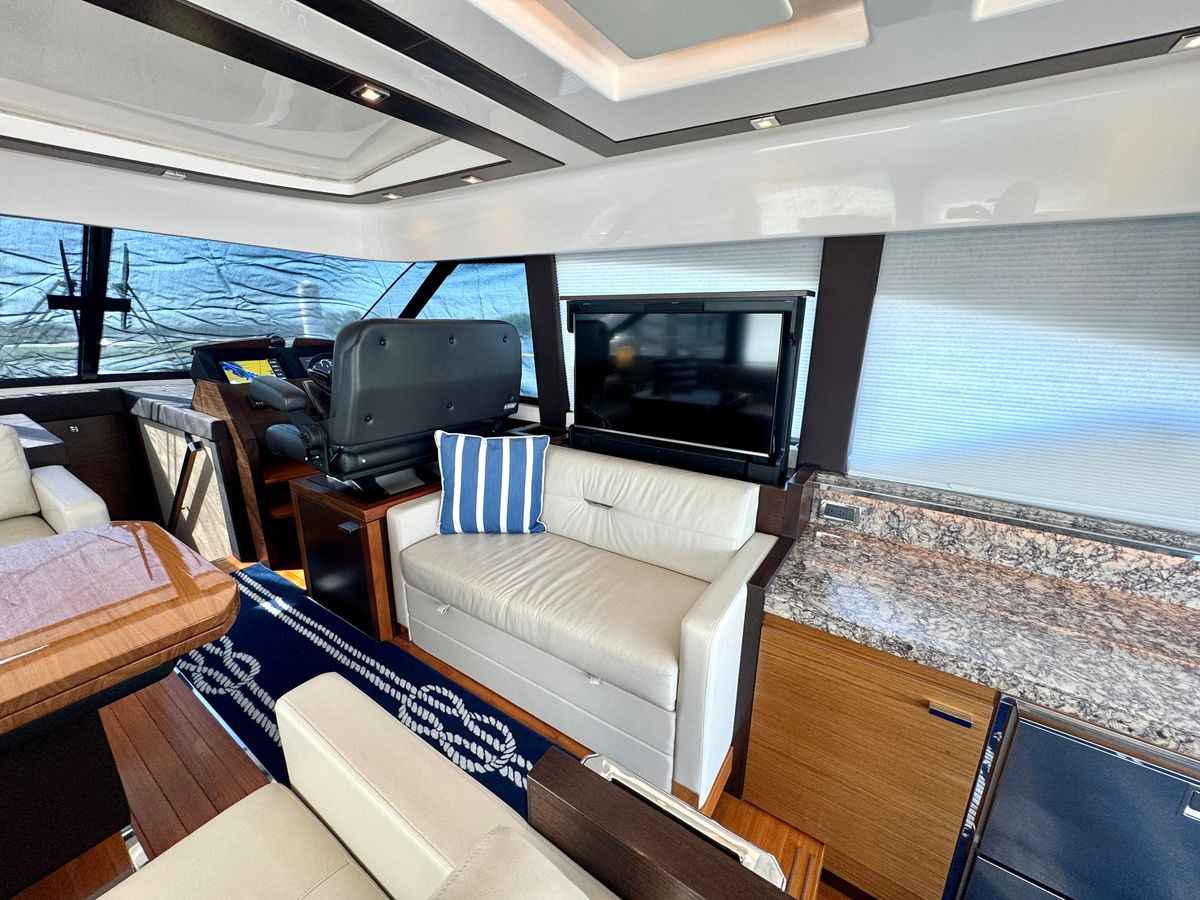 2017 Tiara Yachts 53 