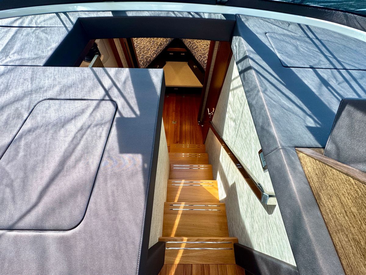 2017 Tiara Yachts 53 