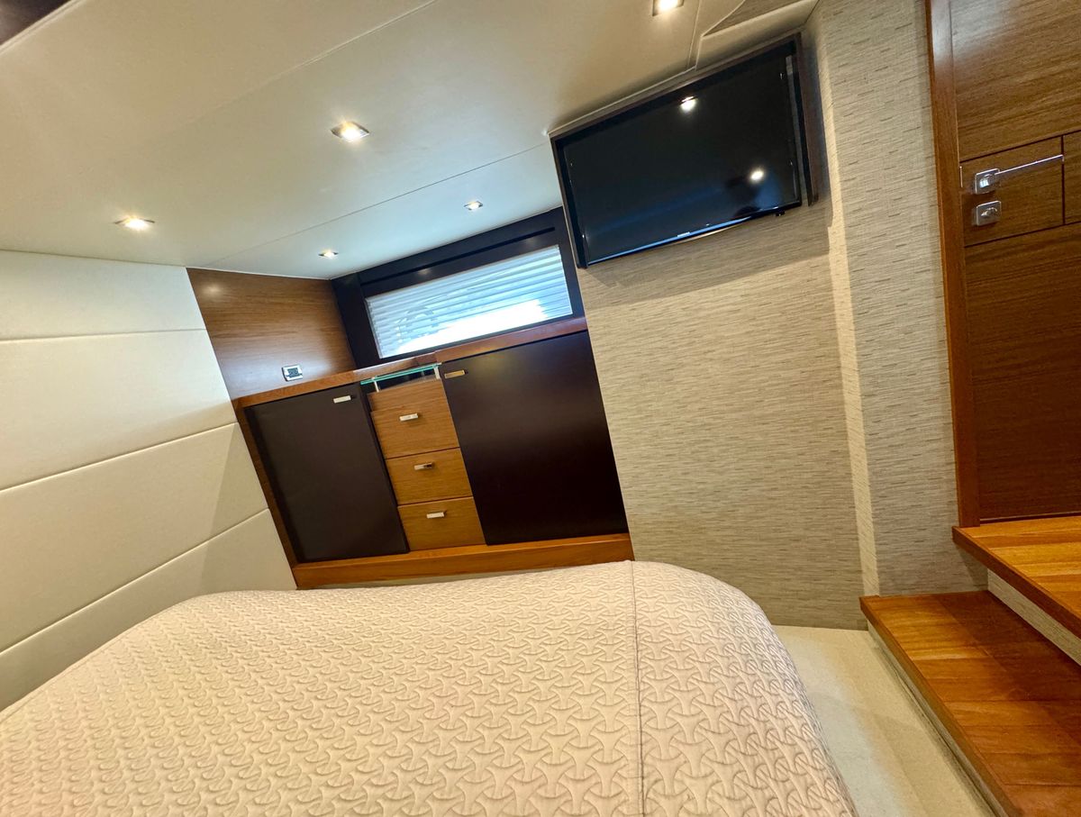 2017 Tiara Yachts 53 