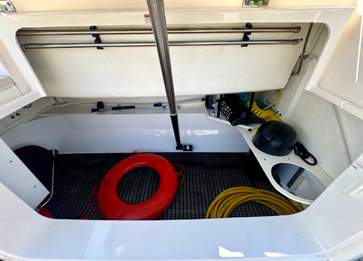 Sneezy Yacht Photos Pics Transom - Storage Compartment
