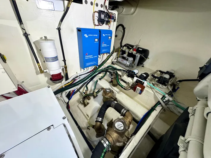 Sneezy Yacht Photos Pics Engine Room - Starboard Side Forward