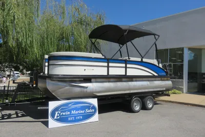 Harris Cruiser 210