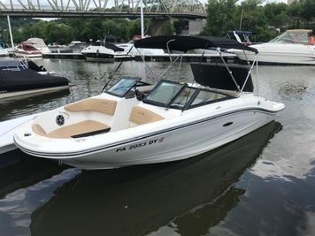 Sea Ray SPX 190