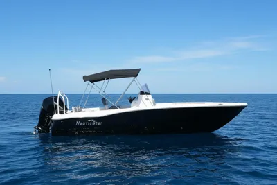2023 NauticStar 231 Hybrid