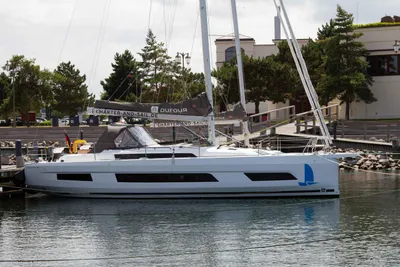 2025 Dufour 41