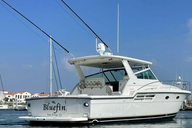 Bluefin Yacht Photos Pics 2000 Tiara 41 Open yacht named "Bluefin" docked in San Diego, CA.