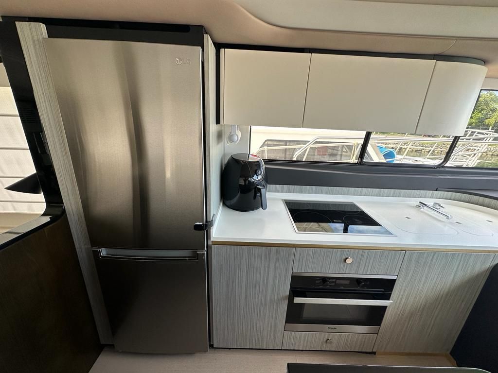 2019 Azimut 60 