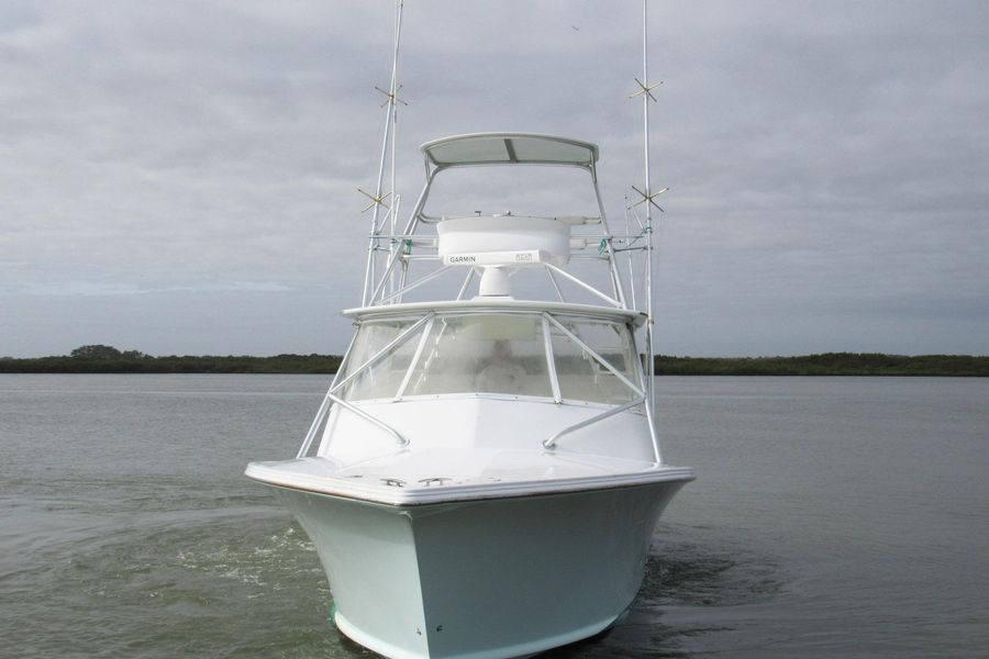 2004 Composite Yacht 34 Express Sportfisherman