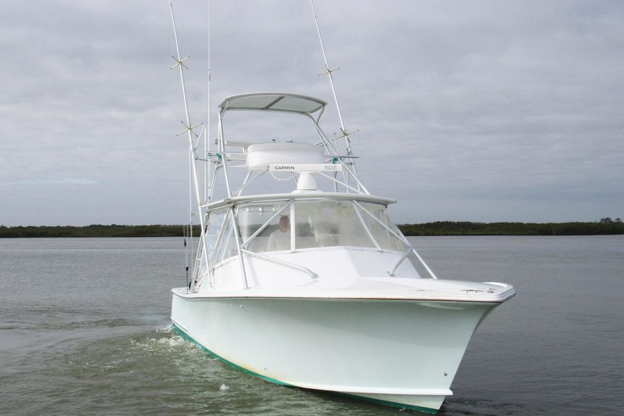 2004 Composite Yacht 34 Express Sportfisherman