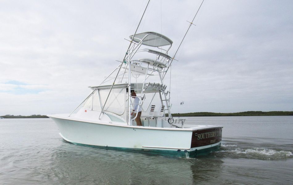 2004 Composite Yacht 34 Express Sportfisherman