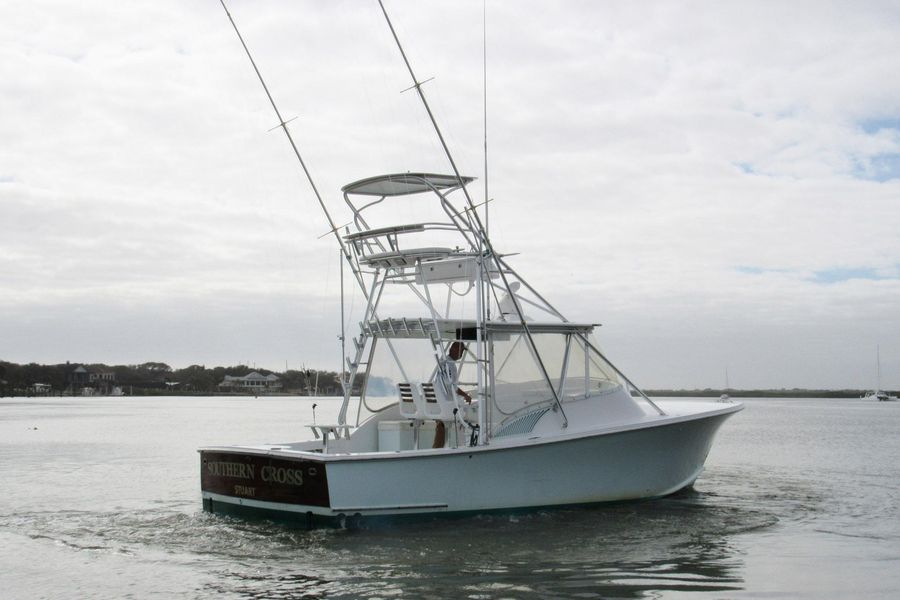 2004 Composite Yacht 34 Express Sportfisherman