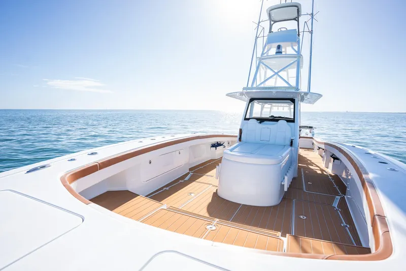  Yacht Photos Pics Freeman 47 boat 2022 model on open water with clear sky.