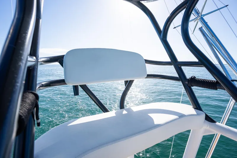  Yacht Photos Pics Freeman 47 boat interior, 2022 model, with ocean view and sunny sky.