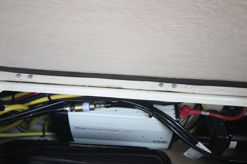 Patrick Mcginty Yacht Photos Pics Electrical system of 2022 Ranger Tugs R-29 Sedan Luxury Edition boat.