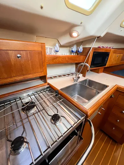 Anticipation Too Yacht Photos Pics 