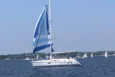Hunter Passage 420