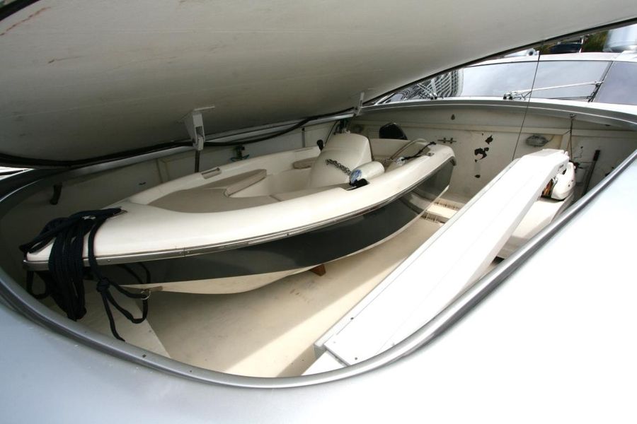 2003 Pershing 88