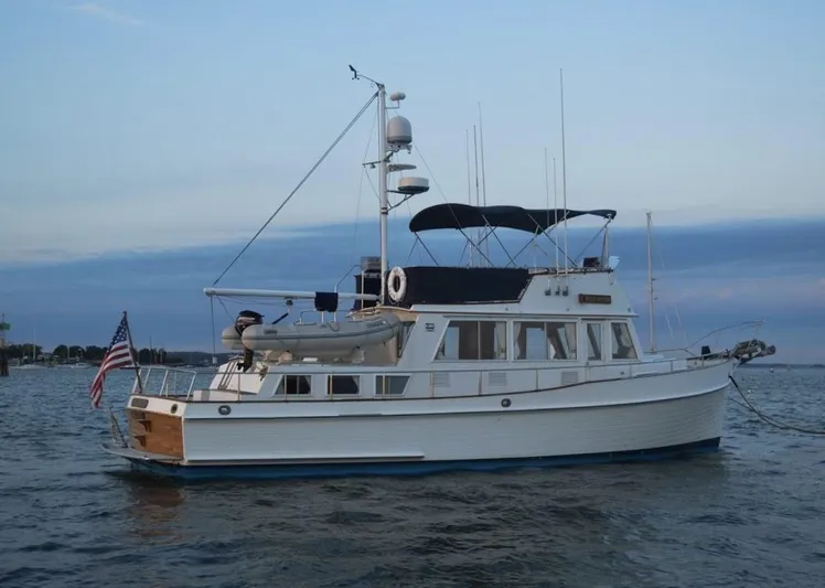 Blue Moon Yacht Photos Pics 