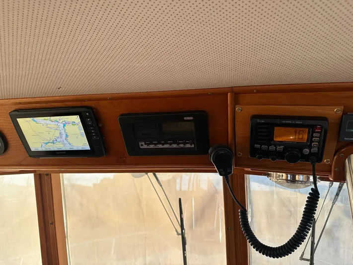 Blue Moon Yacht Photos Pics 