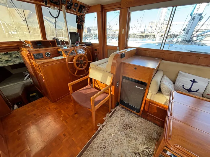 Blue Moon Yacht Photos Pics 