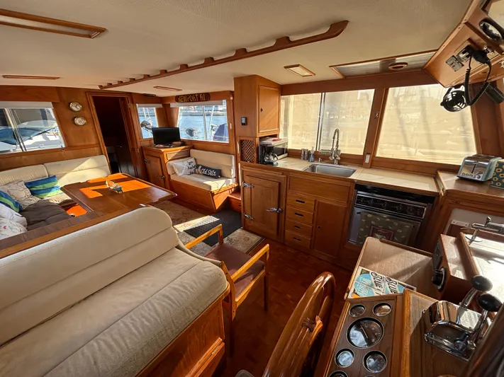 Blue Moon Yacht Photos Pics 