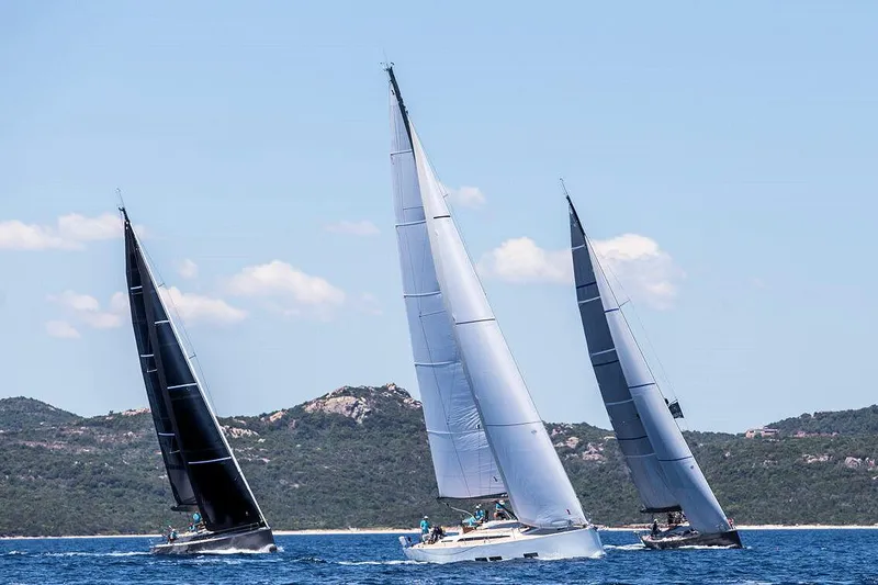 Nausicaä Yacht Photos Pics Three Solaris Yachts 55 sailboats racing on the ocean, 2019 model.