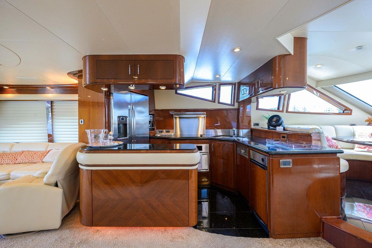2005 Marquis 65 