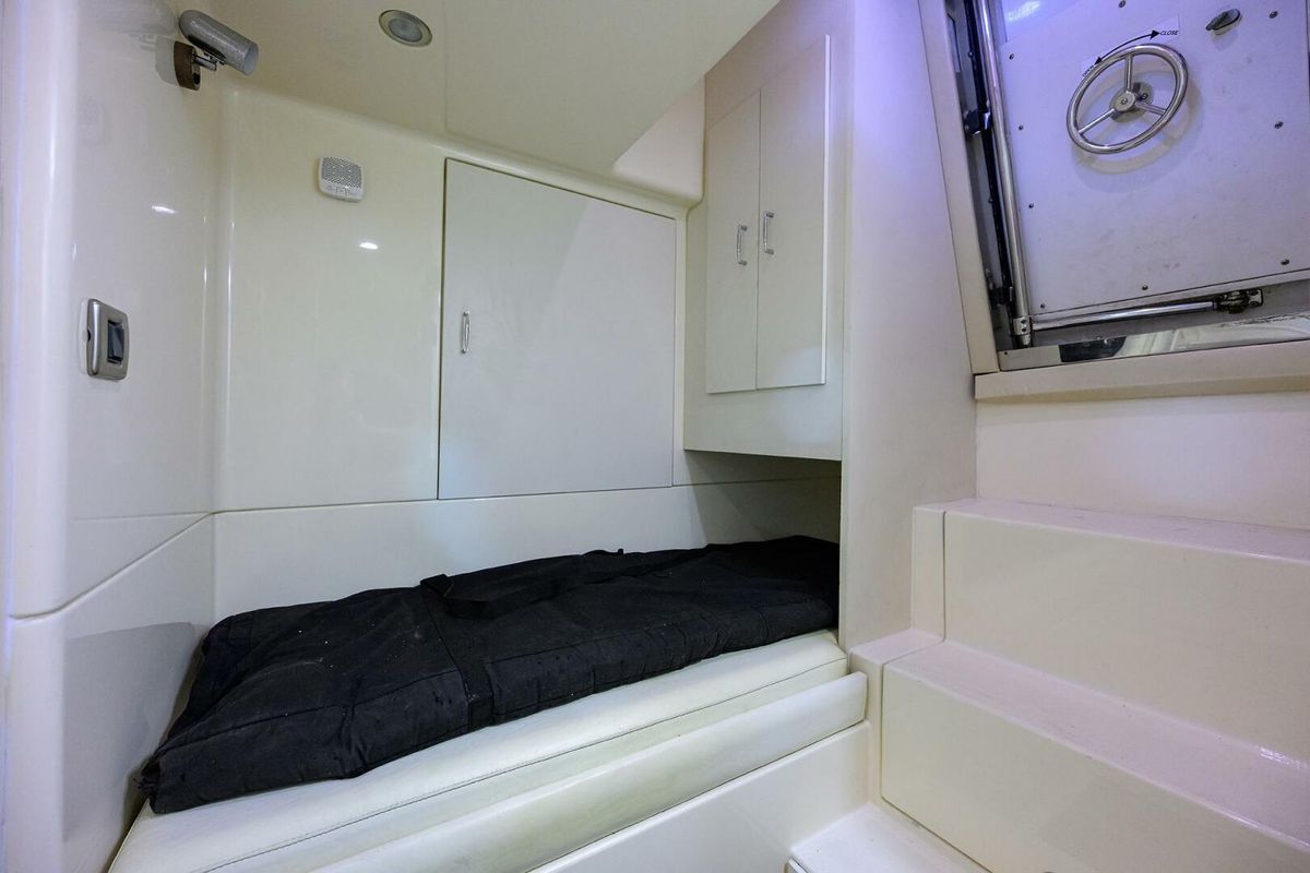 2005 Marquis 65 