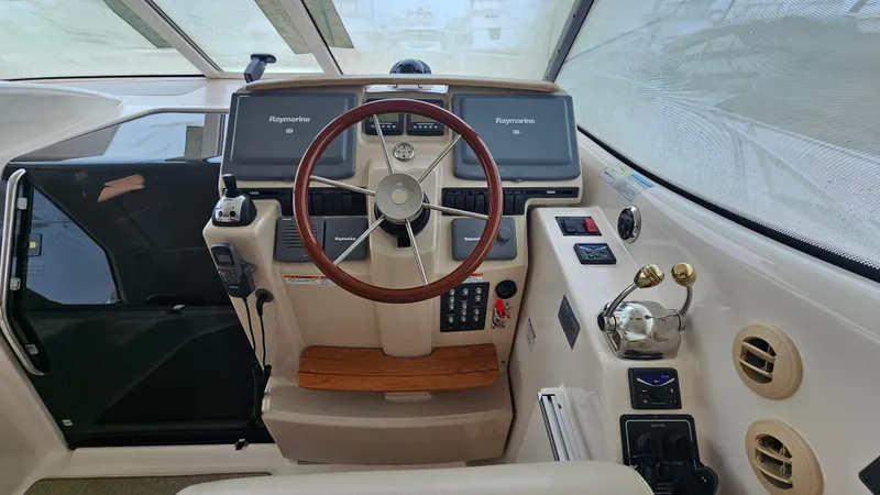 Faithful Yacht Photos Pics 