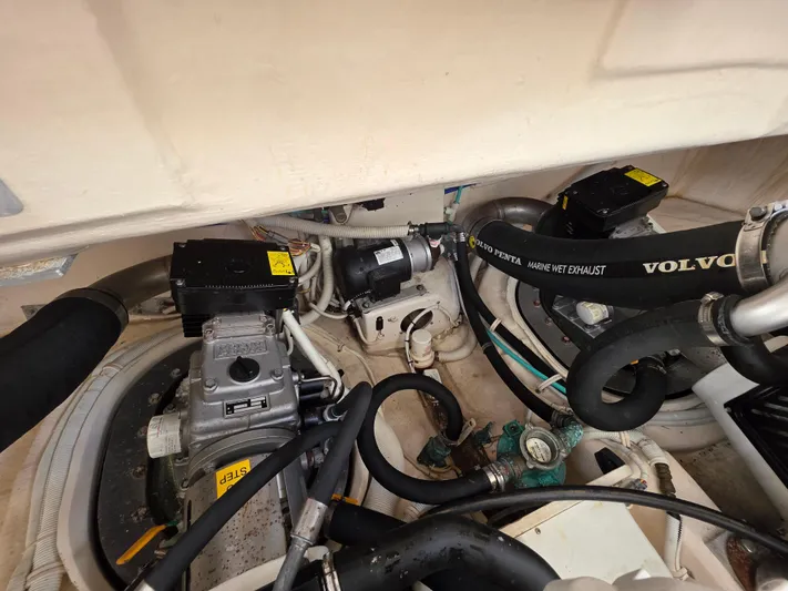 Faithful Yacht Photos Pics 