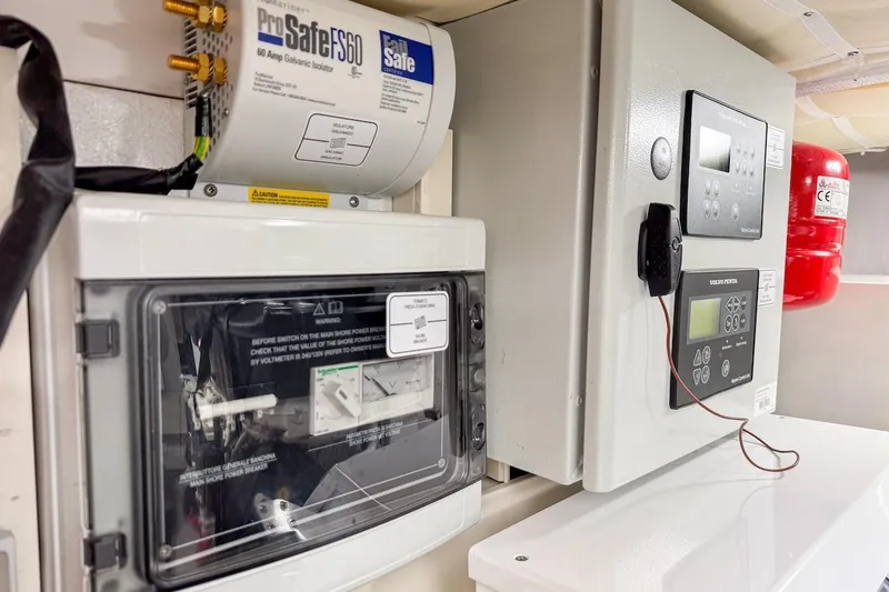 Macu Yacht Photos Pics Electrical control panel on 2024 Ferretti Yachts 580, featuring ProSafe FS60 galvanic isolator.