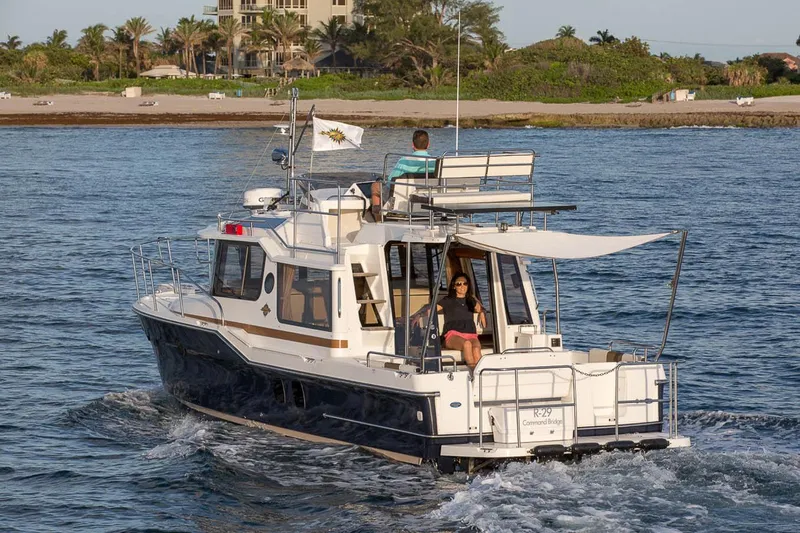  Yacht Photos Pics Manufacturer Provided Image