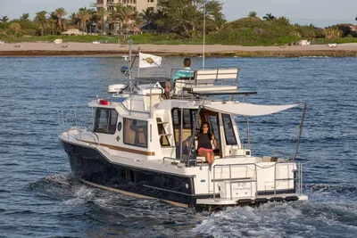 Ranger Tugs R-29 CB