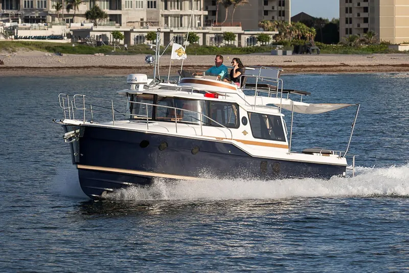  Yacht Photos Pics Manufacturer Provided Image