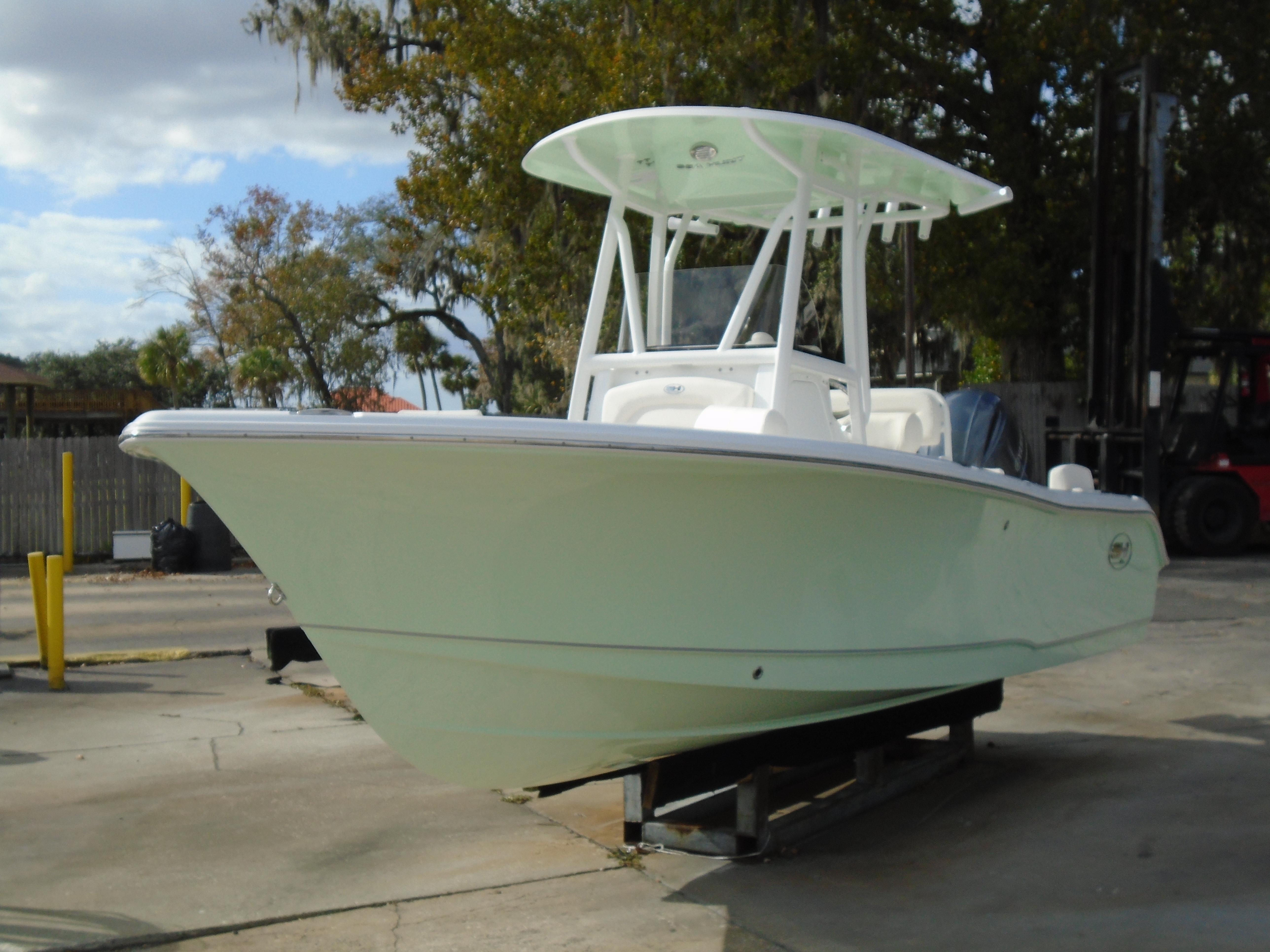 2023 Sea Hunt Ultra 219