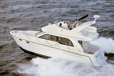 Bayliner 3488 Command Bridge Motoryacht