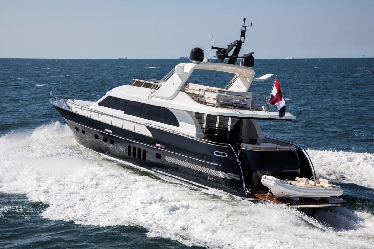 2017 Van der Valk 76 