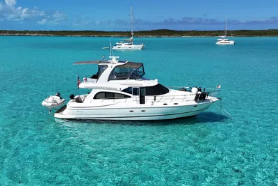 Cruisers Yachts 5000
