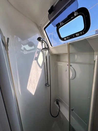 Shamrock Yacht Photos Pics 