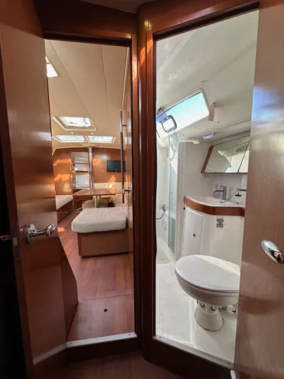 Shamrock Yacht Photos Pics 